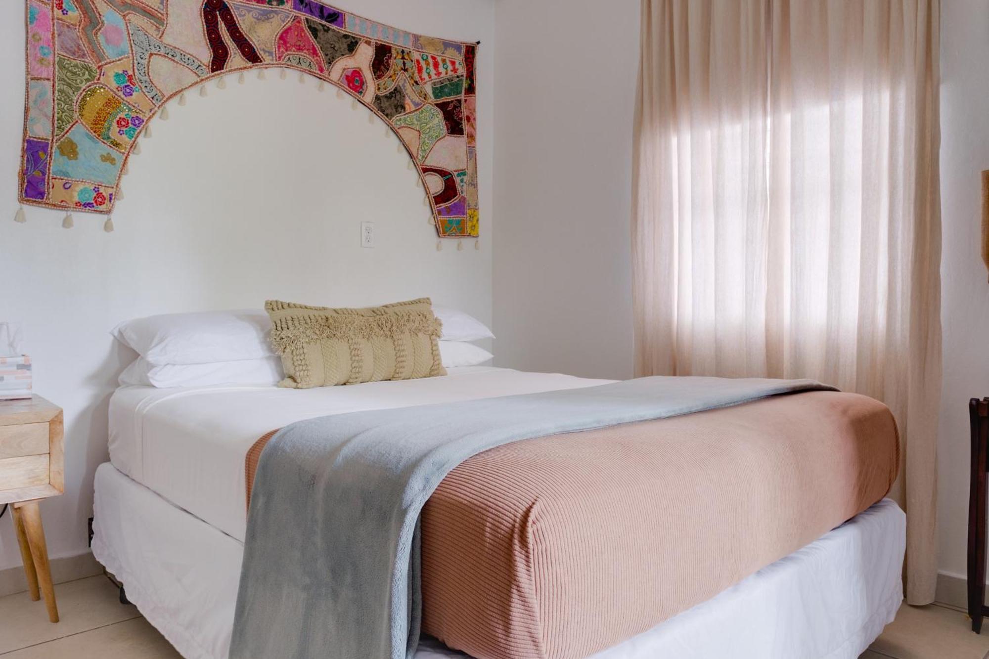 Sonsolea Hotel Лукильо Екстериор снимка