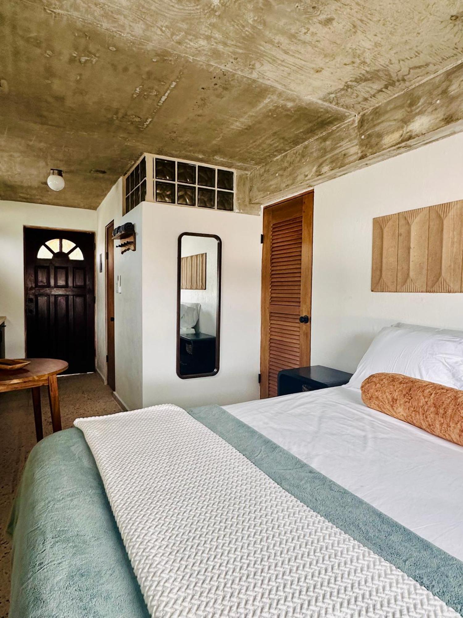 Sonsolea Hotel Лукильо Екстериор снимка